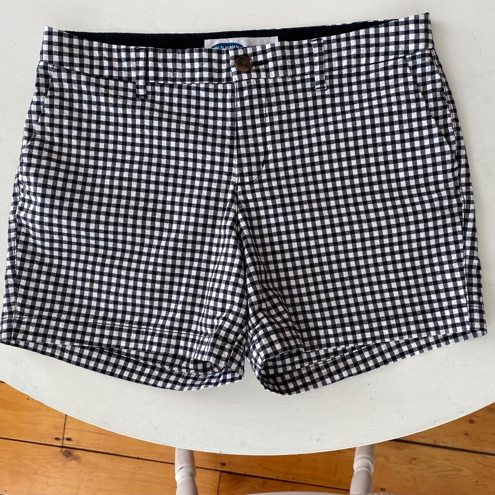Old Navy Black & White Gingham Shorts 4